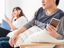 未練じゃない？男性が元カノのデータをスマホから消さない「本当の理由」