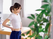 寝転んだままできて“下腹”にじわっと効く！１日１分【贅肉をスッキリ落とす】簡単ポーズ