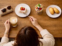 節約志向の女性 vs 自分の楽しみを大切にする女性、男性にとって魅力的なのは？