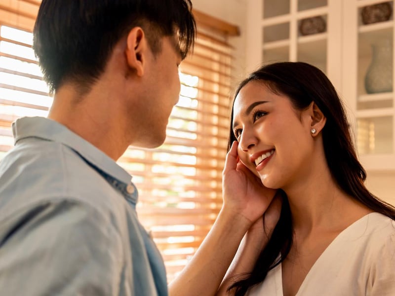 とにかく好きすぎて!男性が「本気で惚れた女性だけ」にすること