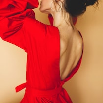 背中の贅肉対策に１日１分◎  美しい後ろ姿へ【細見えする背中に導く】簡単習慣