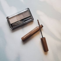 その眉、老けて見えてない？2026年3月発売【セザンヌ新色】で更新する簡単アイブロウ術