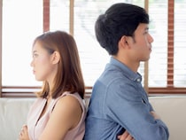 別れを考え始めてしまうかも。男性が理解できない「彼女の行動」とは