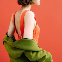 ノースリーブも後ろ姿も自信に変わる！１日１分【二の腕の贅肉を引き締める】簡単エクササイズ