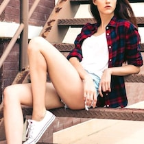 太もものスタイルアップに。１日３セット【贅肉＆セルライト対策に効く】簡単ストレッチ