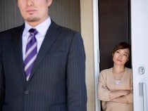 「バレなきゃOK」「家庭は壊してない」不倫する男性のヤバすぎる思考パターン