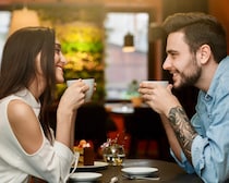 その質問、脈アリです。男性が本命にだけ聞く「深掘りワード」