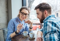 歩くスピードに注目?! 歩き方でわかる「男性の性格」とは？