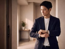 なぜ急に現実的に？男性が恋愛よりも“仕事や生活”を優先する心理