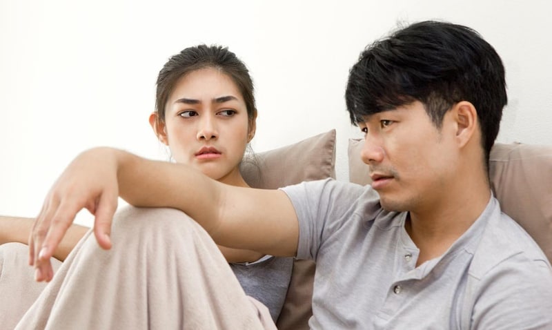 勘違いするとイタいだけ。男性が出す「あなたに興味ゼロ」の決定的サイン