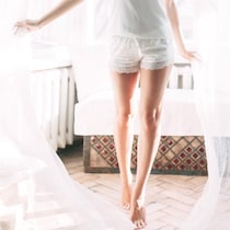 かかとを上げ下げするだけ。１日10回【脚全体がみるみる引き締まっていく】簡単習慣