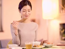 ジム通いも筋トレもナシで−５kgに成功！夜だけ“糖質オフ”生活を３ヶ月続けた結果は…？