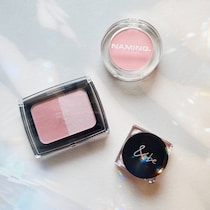 「顔が疲れて見える…」を解消。大人肌に血色と多幸感を仕込む“￥2,000以下の春チーク”３選