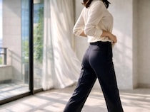 腰まわりが重たい原因は“反り腰”？下腹スッキリ見えにつながる簡単ストレッチ習慣