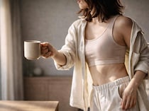 くびれが消えた原因は“体側の縮み”。１日１分で整う「腰まわりの印象を変える」簡単ピラティス