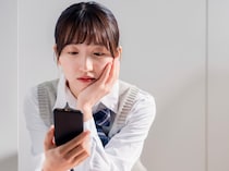 LINEだとそっけない。会っている時と態度が変わる男性の“意外な心理”