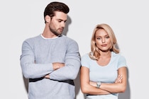 モテない原因になるかも。好きな男性の前で「やっちゃダメなこと」