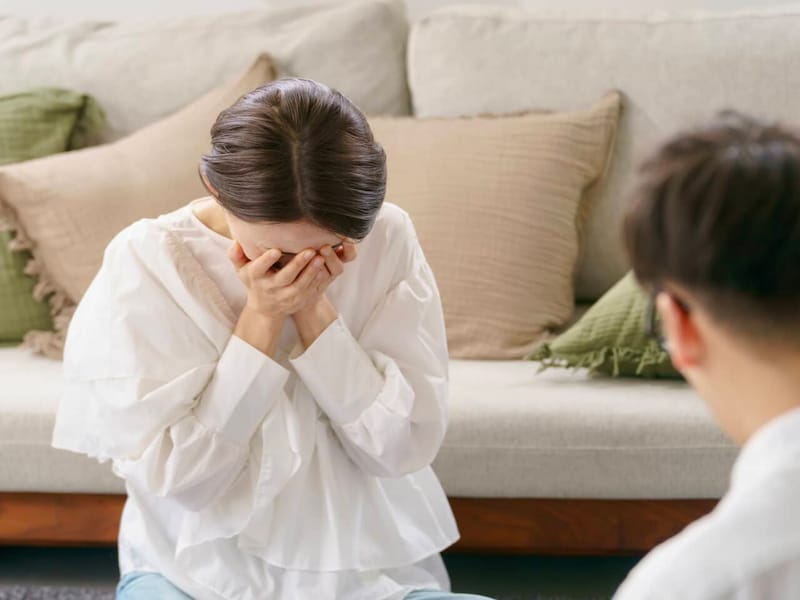 「距離を置こう」と言われた時…。彼を本気で失う“絶対NGな対応”