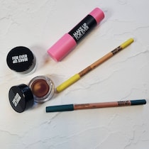 その色、浮いてない？大人のカラーメイクは“入れ方”で変わる。簡単にアカ抜ける実践テク