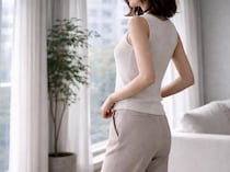 なんか上半身だけ重い…？40代からの“背中と二の腕”をすっきり見せる簡単習慣