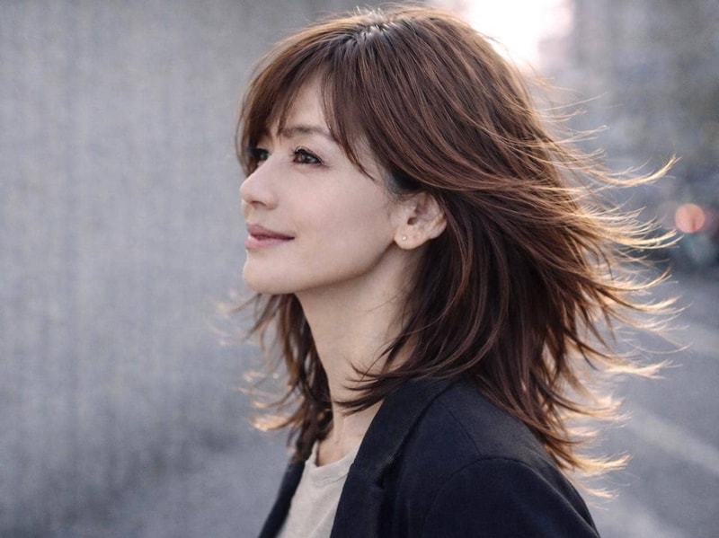 【40代・50代】今っぽくて若々しい人は“ツヤ髪すぎない”。2026春・大人ヘアの正解