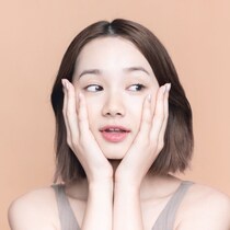 加速する“顔のたるみ”に歯止めを。１日１分【笑顔を美しくする】簡単ストレッチ