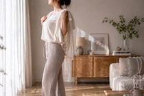 40代からは“鍛える前に整える”だけ。腰まわり＆後ろ姿のスッキリ感を底上げする簡単習慣