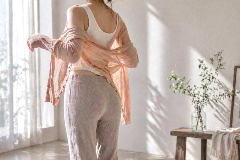 横から見た印象が変わる。腰まわりがもたつくなら見直したい“体の後ろ側”の使い方