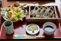 お酒と料理、古い街並みに感動する【新潟旅】。新潟県内のとっておきを紹介します