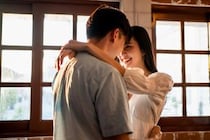 好きで好きでたまらないから。恋する男性が無意識に「言ってしまうこと」