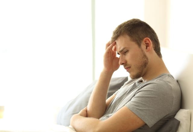 彼女に会いたい。抱きしめたい。男性が「孤独を感じる瞬間」