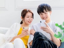 気づいてる？笑顔が止まらない男性が見せる“君が本命”の動かぬ証拠