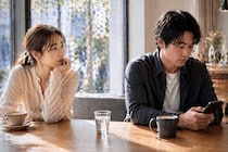 嫉妬行動で即バレ！大人な男性が隠しきれない「好きのサイン」