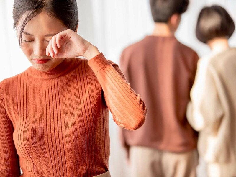 誠実そうに見えて危険人物?“浮気性な男性”に共通する「意外な特徴」