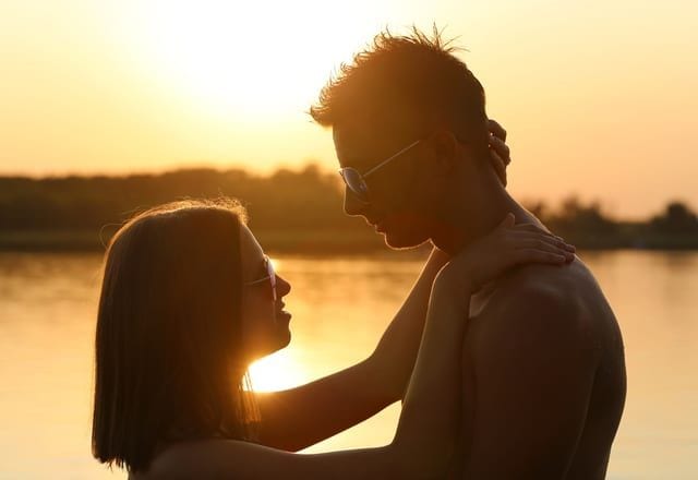 愛がなければ口にしません。男性が「本気で惚れた女性だけ」に言うこと