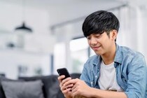本心が無意識に…。男性がLINEで「好きな女性」にやってしまうこと