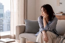 間違いなく愛されているのに…。恋愛で不安ばかりになる女性の共通点