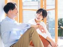 「私にだけ優しい！」と感じるはず。男性が本命だけに見せる“特別な対応”