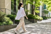 頑張って歩いているのに痩せない…。40代以降が見直したい“歩き方のクセ”