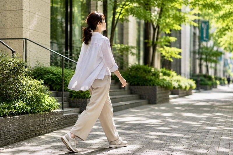 頑張って歩いているのに痩せない…。40代以降が見直したい“歩き方のクセ”