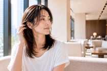 最近よく聞く“顔まわりレイヤー”って何？大人世代におすすめの理由を解説