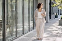 「昔より服が似合わない…」それ、“体型の変化”ではなく“質感の設計”が原因かも