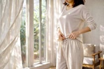 下腹だけが痩せないなら…。40代から始めたい“姿勢と体幹”を整える簡単習慣