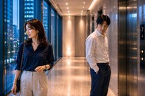 「他の男性の話をすると機嫌が悪くなる」不倫相手の男性が見せる“独占欲”の正体