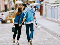 歩き方に注目するだけ。あなたの彼の「本当の性格」を知る方法