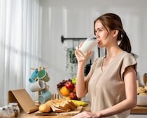 実年齢よりも“若見え”する秘訣。老け見えを予防するために実践したい【食習慣】