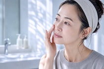夏の毛穴汚れ・肌荒れ対策に。40代以上が見直したい「肌にやさしいクレンジング」３選