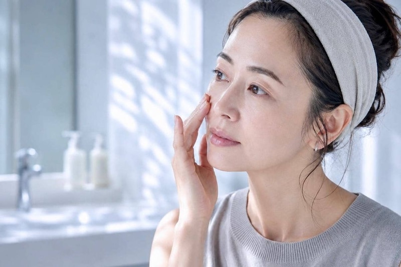 夏の毛穴汚れ・肌荒れ対策に。40代以上が見直したい「肌にやさしいクレンジング」3選