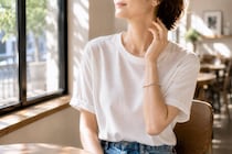 老け見えの原因は“首”かも…。40代・50代が見直したいネックケア習慣
