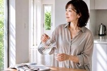 歯磨きだけでは足りない？40代・50代が見直したい“口臭ケア”のポイント